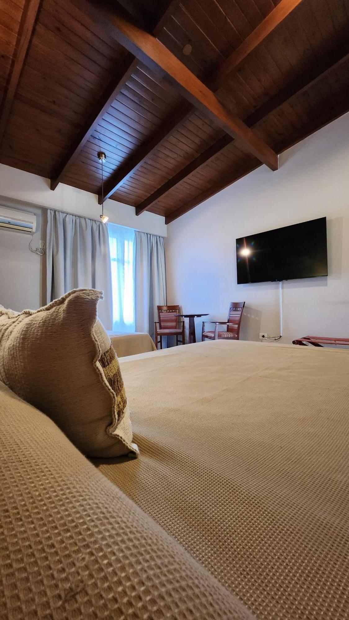 Hotel Howard Johnson 4*