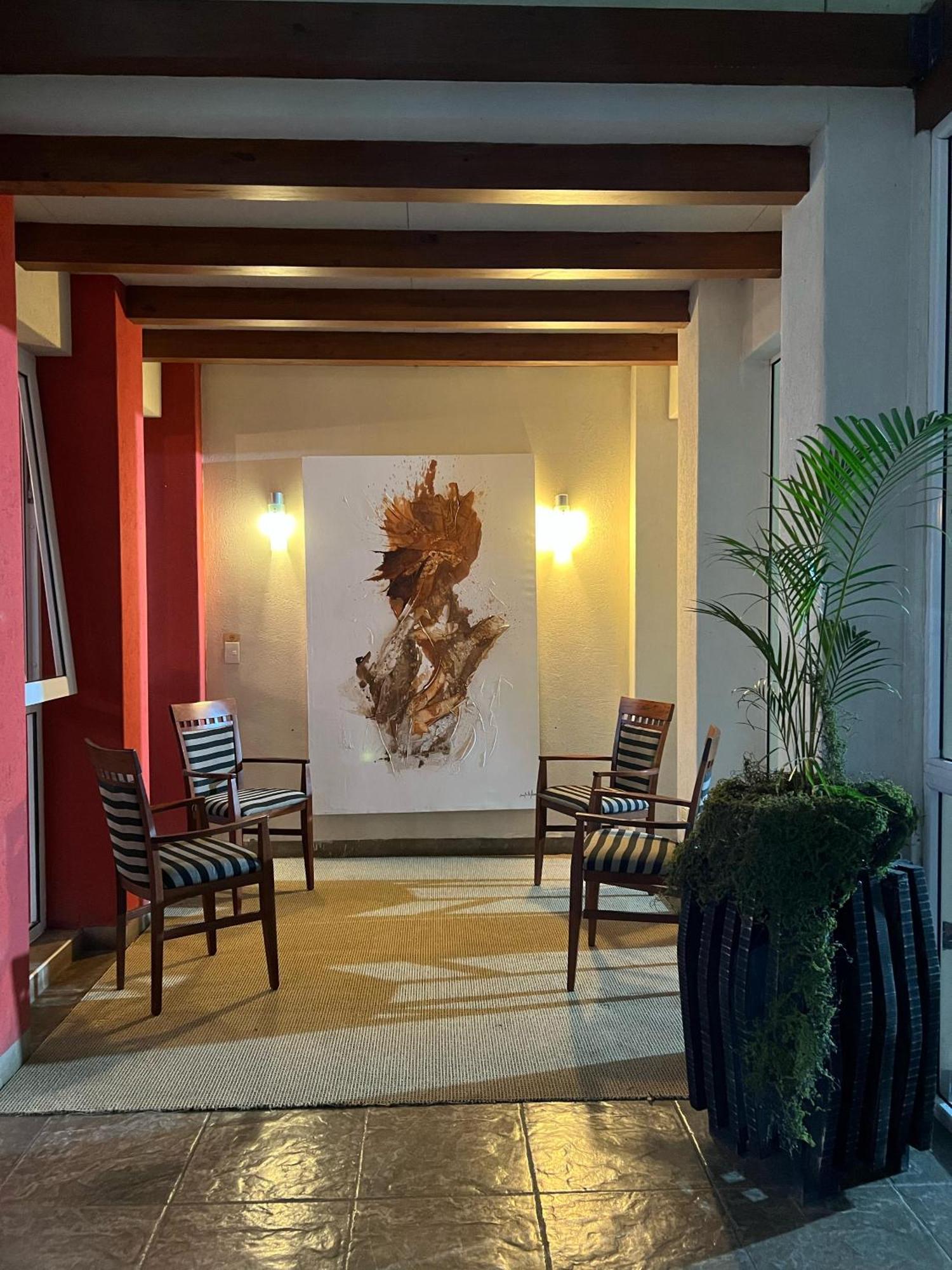 Howard Johnson 4*