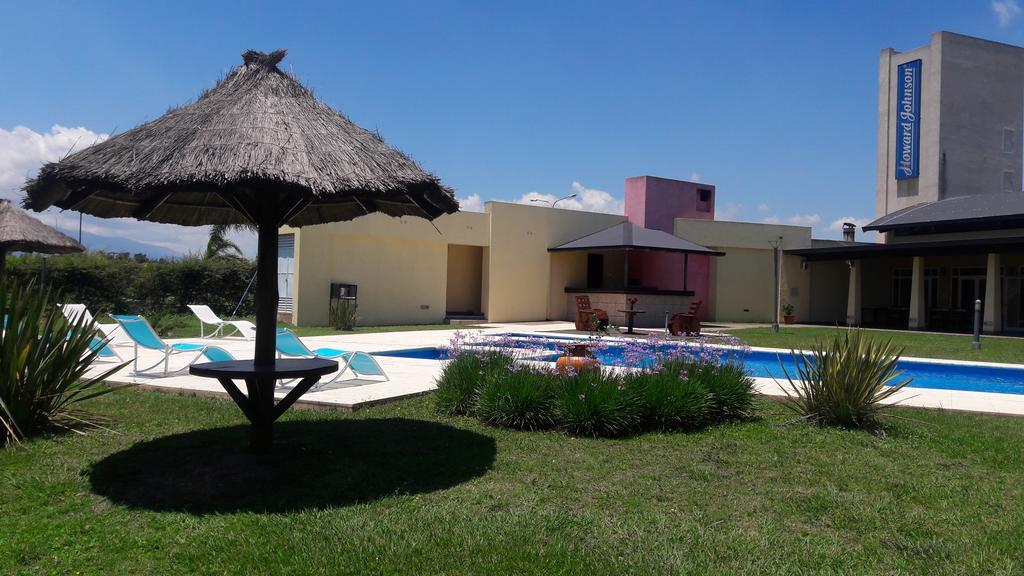 Howard Johnson Hotel 4*